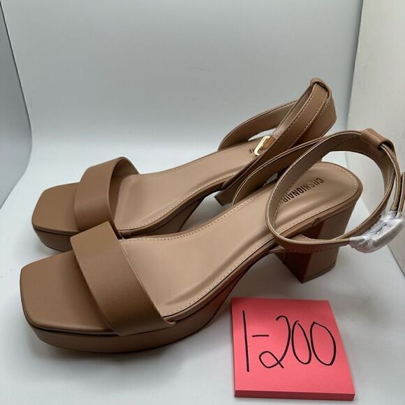 CUSHIONAIRE Women's platform dress sandal +Memory Foam 9.5 NUDE - Picture 3 of 8